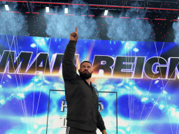 wwek25 roman reigns2 brawl