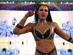 wwek26 lash legend