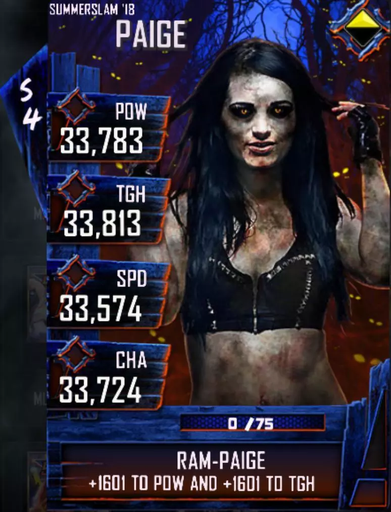 WWESuperCard Halloween Paige