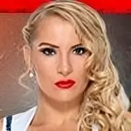 Lacey Evans